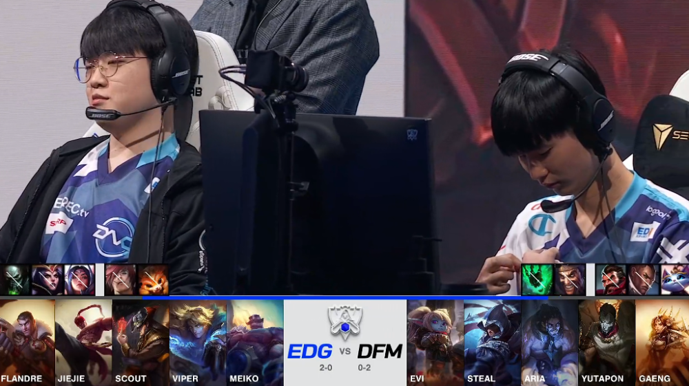 FPX不断突破！，穆古鲁扎连续三场比赛得分超过败北引发球迷热议的简单介绍