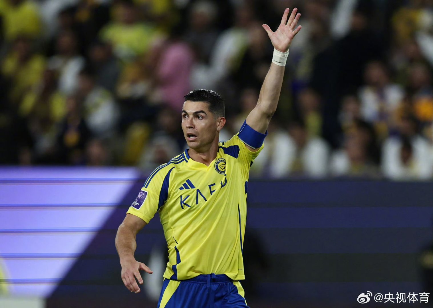 包含C罗在澳大利亚队比赛中刷新纪录,大比分获胜引发热议!比赛高潮迭起的词条 包含C罗在澳大利亚队比赛中刷新纪录,大比分获胜引发热议!比赛高潮迭起的词条