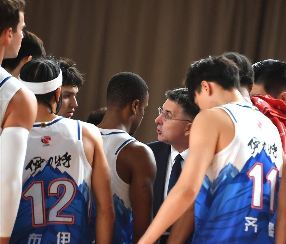 关于纽卡斯尔围绕CBA季后赛防线松动风云突变广东宏远国际比赛日主帅复盘，赛前新疆广汇豪取连胜直接炸裂的信息